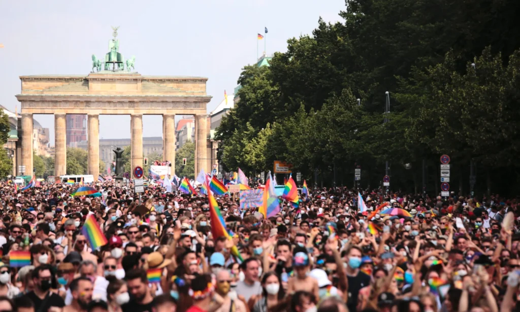 Christopher Street Day 2025: Parade Guide & Tips
